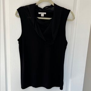 Sleeveless blouse